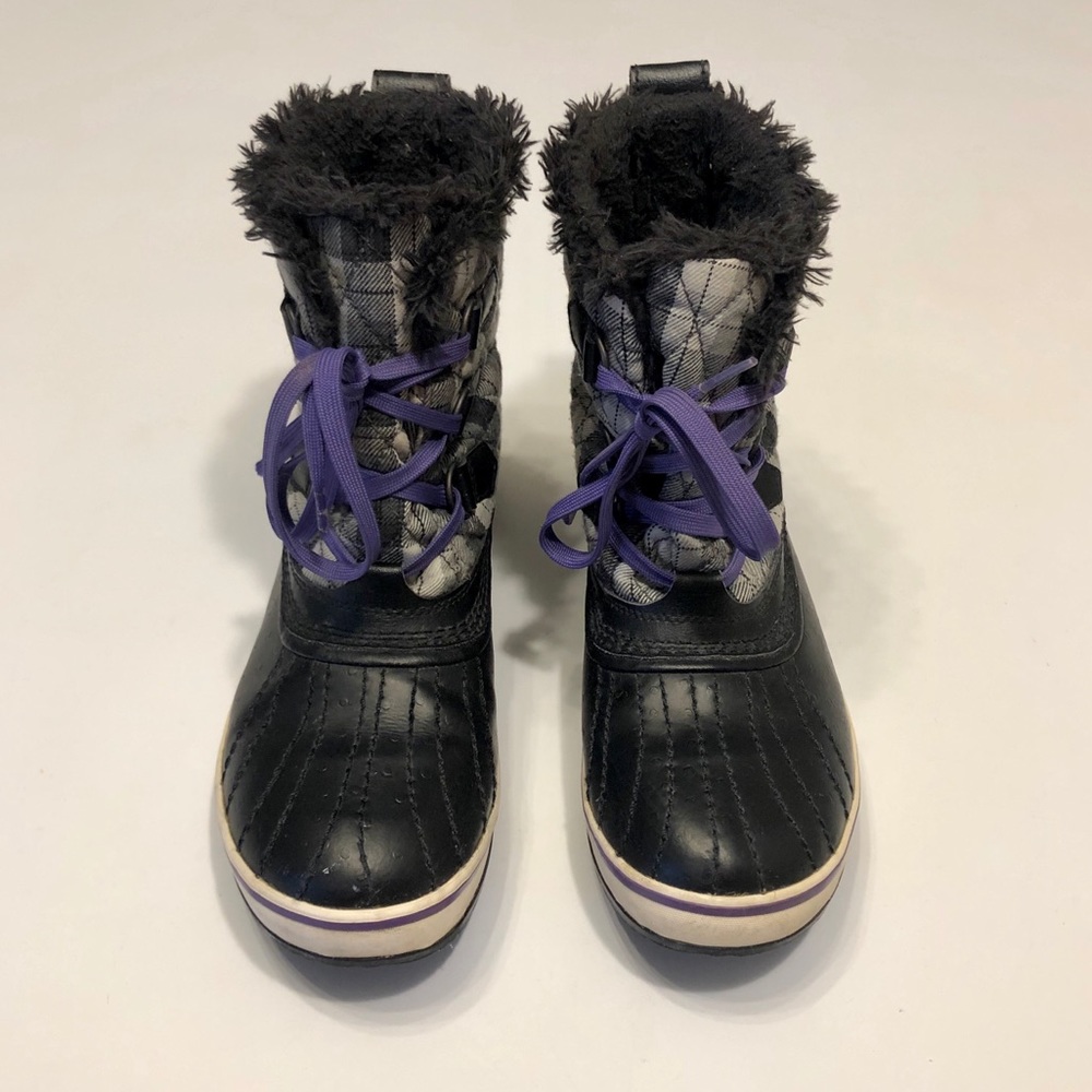 Sorel Women’s Plaid Black & White Winter Boots - Picture 2 of 5